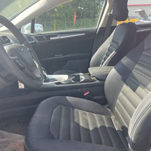 صورة مصغرة 29 لـ 2014 FORD FUSION SE