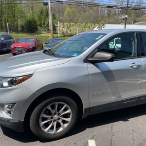 CHEVROLET EQUINOX LS - 2