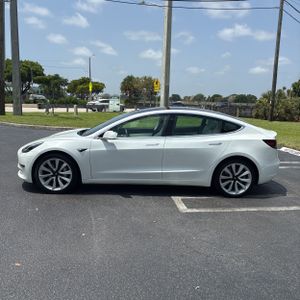 صورة 3 لـ 2020 Tesla MODEL 3 LONG RANGE