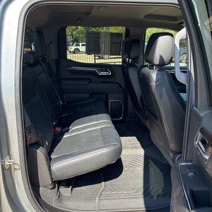 صورة 35 لـ 2023 Chevrolet SILVERADO 1500 RST