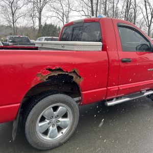 Dodge Ram 1500 SLT - 9