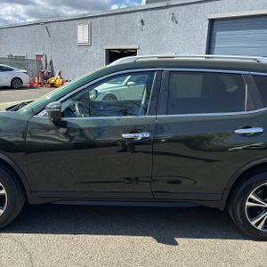 NISSAN ROGUE SV - 4