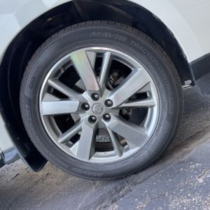 2015 Nissan PATHFINDER PLATINUM — миниатюра 18
