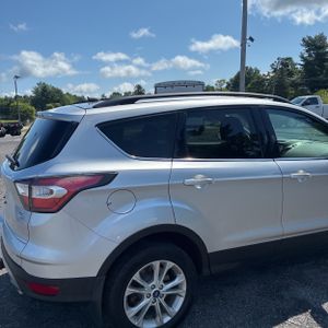 2017 FORD ESCAPE SE — фото 9