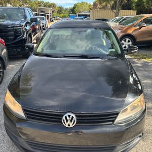 صورة 15 لـ 2011 Volkswagen JETTA SE