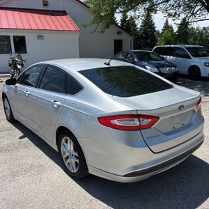 FORD FUSION SE - 5