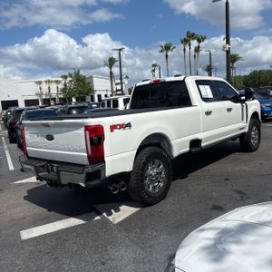 FORD F-350 SUPER DUTY LARIAT - 8