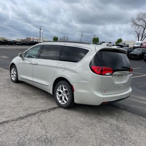 CHRYSLER PACIFICA TOURING-L - 4