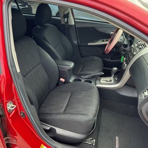 2011 Toyota COROLLA S — миниатюра 32