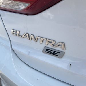 صورة مصغرة 23 لـ 2017 Hyundai ELANTRA SE