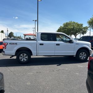 صورة 8 لـ 2020 FORD F-150 XLT