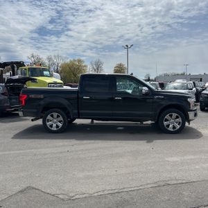 FORD F-150 LARIAT - 10