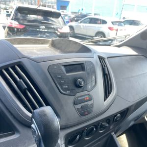 صورة 72 لـ 2019 FORD TRANSIT 250
