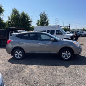 2013 Nissan ROGUE S 照片 10