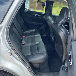 صورة مصغرة 35 لـ 2024 Volvo XC60 B5 PLUS DARK THEME
