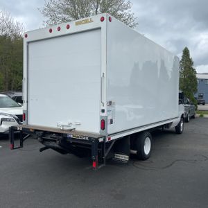 FORD E-350 CUTAWAY - 6