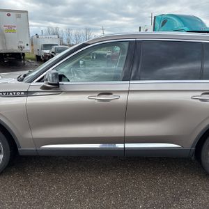 LINCOLN AVIATOR RESERVE - 4