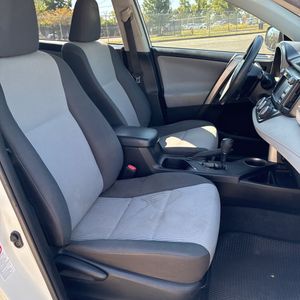 2014 Toyota RAV4 LE — фото 33