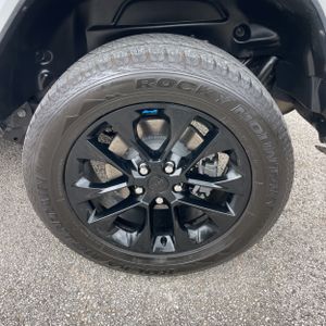 2023 JEEP WRANGLER 4XE SAHARA 4X4 thumbnail 18