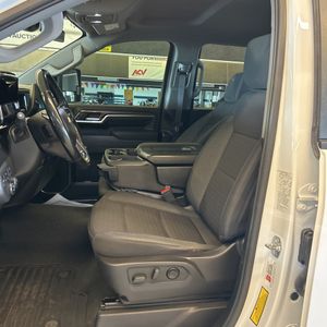 صورة مصغرة 35 لـ 2025 Chevrolet SILVERADO 2500HD LT