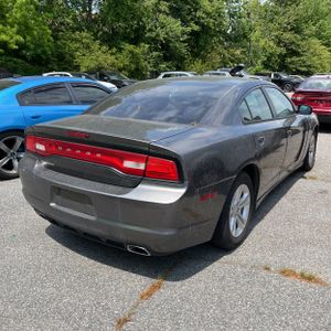 DODGE CHARGER SE - 8