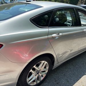 FORD FUSION SE - 9