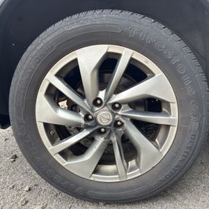2014 Nissan ROGUE SL — миниатюра 19