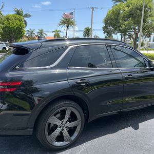 2023 Genesis GV70 2.5T STANDARD — фото 9