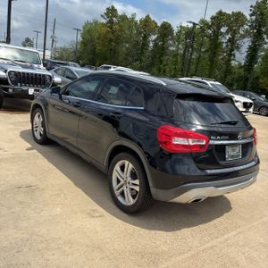 MERCEDES-BENZ GLA - 5