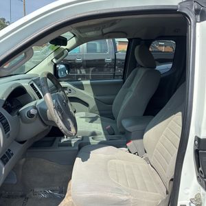2016 Nissan FRONTIER S — фото 32