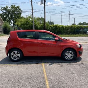 صورة 6 لـ 2013 Chevrolet SONIC LT AUTO