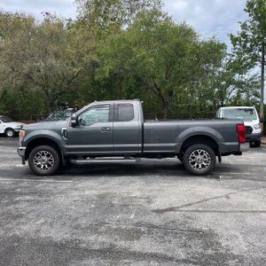 FORD F-250 SUPER DUTY LARIAT - 3