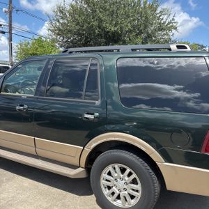 صورة 6 لـ 2013 FORD EXPEDITION XLT
