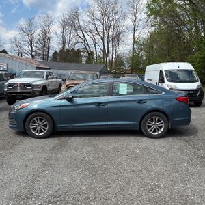 HYUNDAI SONATA SE - 3