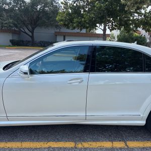 2010 Mercedes-BENZ S-CLASS photo 4
