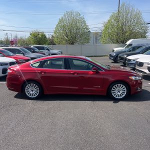 FORD FUSION HYBRID SE - 10