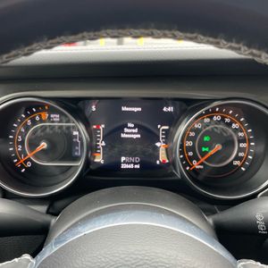 2022 JEEP WRANGLER UNLIMITED SAHARA 照片 38