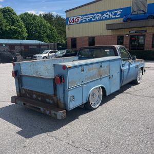 CHEVROLET R/V 10 SERIES R10 - 8