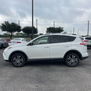 TOYOTA RAV4 - 3