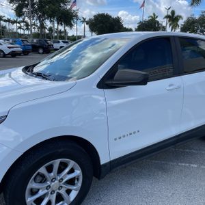 صورة 2 لـ 2020 Chevrolet EQUINOX LS