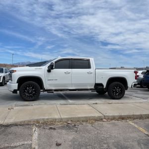 CHEVROLET SILVERADO 2500HD HIGH COUNTRY - 3