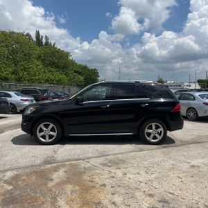 صورة 3 لـ 2016 Mercedes-BENZ GLE