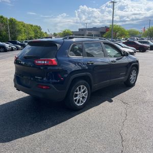 JEEP CHEROKEE SPORT - 8