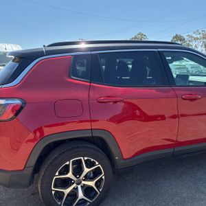 JEEP COMPASS LIMITED 4X4 - 9