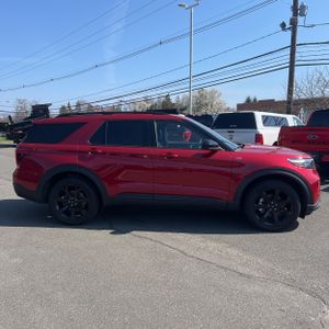 FORD EXPLORER ST-LINE - 10