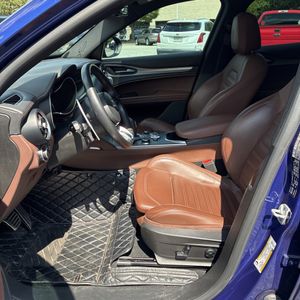 2021 ALFA Romeo STELVIO TI SPORT 照片 26