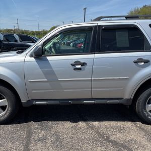 FORD ESCAPE XLT - 4