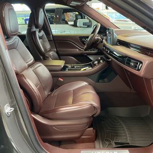 صورة مصغرة 32 لـ 2022 Lincoln AVIATOR BLACK LABEL