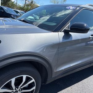 FORD EXPLORER ST - 2