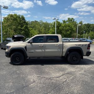 2022 RAM 1500 TRX 照片 3